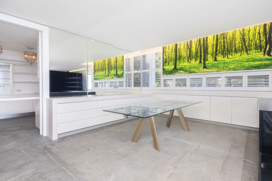 To Let 3 Bedroom Property for Rent in Camps Bay Western Cape